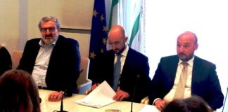 Autismo, presentato il regolamento regionale da Emiliano-Gorgoni-Caracciolo