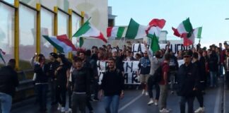 No alla “Buona scuola”, il Blocco Studentesco per le vie di Barletta