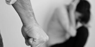 Aggredisce e picchia l’ex compagna, in manette 46enne barlettano