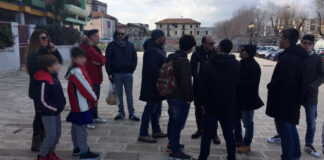 «Inquinamento acustico in via Barbarisco» sit-in di CasaPound a Barletta