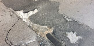 Un dosso pericolosissimo in via Geremia di Scanno a Barletta