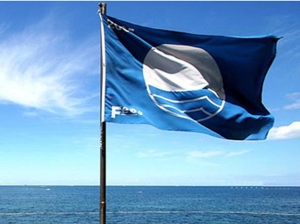foto bandiera blu