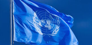 La bandiera dell’ONU a Palazzo di Città