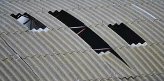 «Stazioni di rifornimento a pochi metri da palazzi abitati, quando le risposte?