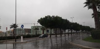 Barletta, basta un po’ di pioggia e la periferia diventa piscina