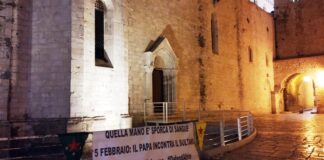 No alla visita di Erdogan in Italia, manifesti di protesta a Barletta