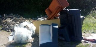 Divani abbandonati in Trentino, ma la ditta è di Barletta
