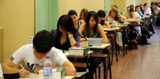 Esami di maturità, in 800 sui banchi a Barletta per la prima prova