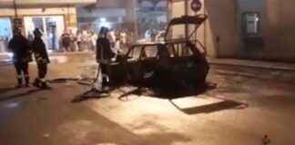 Festa di Sant’Antonio con fiamme, esplode auto in via Risorgimento