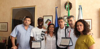 Una targa del Comune per l’atleta gambiano ‘Ndure Abdou