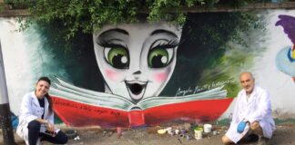 Street art e lettura, l’intuizione di Giacomo Borgiac in via Zanardelli