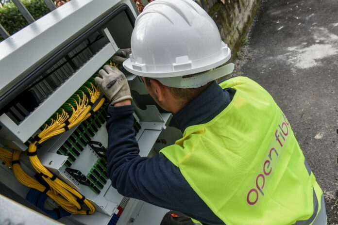 OPEN FIBER 3