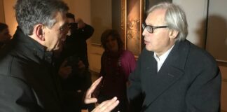 L’entusiasmo di Sgarbi: visita a sorpresa a Palazzo Della Marra
