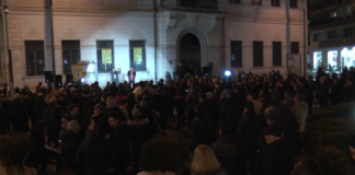Sardine anche a Barletta per combattere odio e divisioni