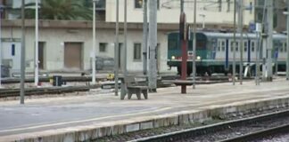 Giovane andriese pestato in stazione a Barletta: arrestati due pregiudicati