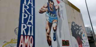 Barletta, il murale di Pietro Mennea deturpato da vandali: l’artista Borgiac ripristina l’opera in poche ore