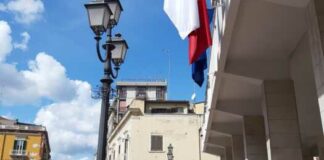 Un minuto di silenzio per ricordare le Vittime del Coronavirus anche a Barletta