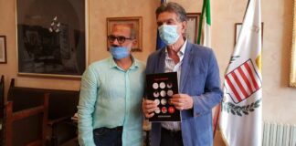 Il fotografo barlettano Rino Dibenedetto “maestro artigiano”. Ricevuto dal Sindaco
