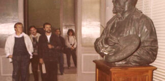 “Quel busto bronzeo raffigurante Giuseppe De Nittis e Franco Zeffirelli”: il ricordo di Nino Vinella