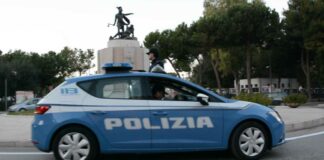 Abusi sessuali su ragazze minorenni, arrestato ex allenatore di pallavolo a Barletta