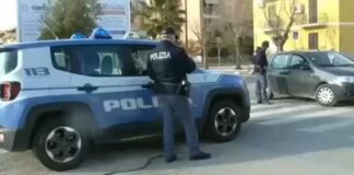 Commise rapina in tabaccheria, individuato e fermato 33enne dagli Agenti della Polizia di Stato