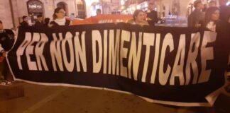 “Claudio è figlio di tutti”: Barletta si è riunita in una fiaccolata “per non dimenticare”