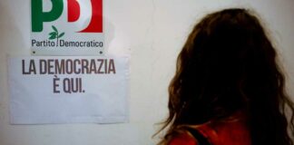 Tentata effrazione alla sede del PD: danneggiati serratura e portone di via Milano