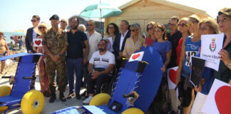 Levante, area attrezzata nella spiaggia libera accanto al lido militare