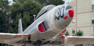 Dell’Aere: «Sarebbe meglio una statua di Leontine De Nittis anzichè un aereo militare»