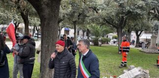 Barletta, apposta la targa dedicata a Giacomo Matteotti