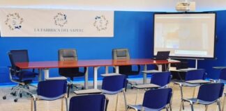 “La Fabbrica del Sapere” augura buone feste e ricorda i propri corsi attivi