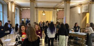 Gli studenti del “De Nittis” in visita al Consolato d’Italia a Parigi