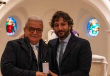 Messa di precetto per la polizia di Stato: medaglie a sette agenti in pensione