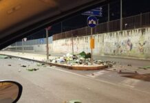 Fanno esplodere bidone durante il Capodanno, 3Place: «Abbiamo fallito come umanità»