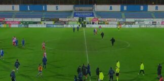 Nel “derbyssimo” Fidelis Andria e Barletta si dividono la posta in palio: 0-0 il finale al Degli Ulivi