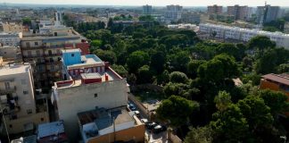 Il cantiere dei giardini di Villa Bonelli continua ad accumulare ritardi