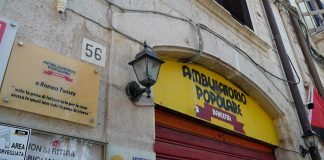 Ambulatorio Popolare soccorre braccianti in un edificio abbandonato