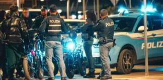 Alta tensione in via Lattanzio: la Polizia stringe i controlli a Barletta su monopattini e bici elettriche